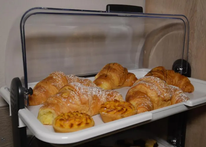 ゲストハウス Casa Citella ブッソレンゴ