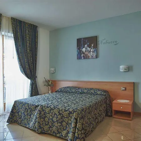 Pensión Casa Citella 3*